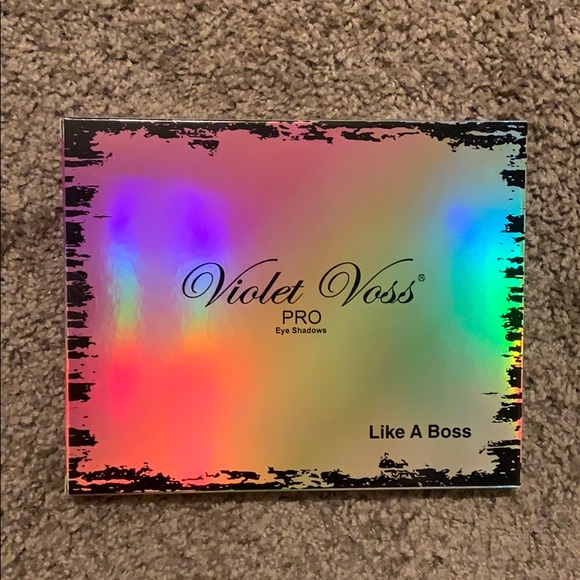 NIB Violet Voss PRO Like A Boss palette - Picture 3 of 4